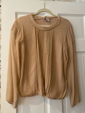 Lanvin Paris Silk Raw Edge Blouse. Nude. Sz. XS